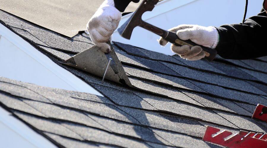Professional gutter cleaning in Makinen, MN